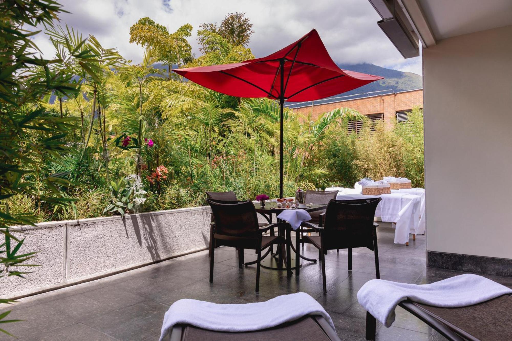 Cayena-Caracas Exterior foto