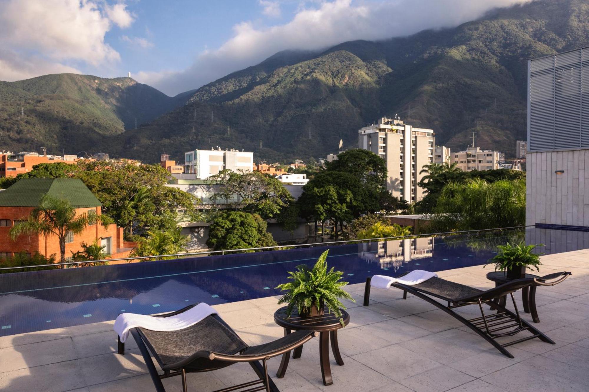 Cayena-Caracas Exterior foto
